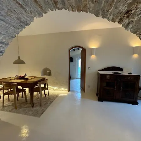 Servena's Damarionas Village Apartman *